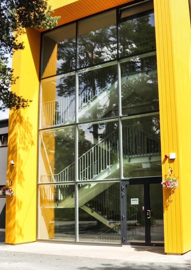 Maenniku Jk Hostel Tallinn Exterior photo